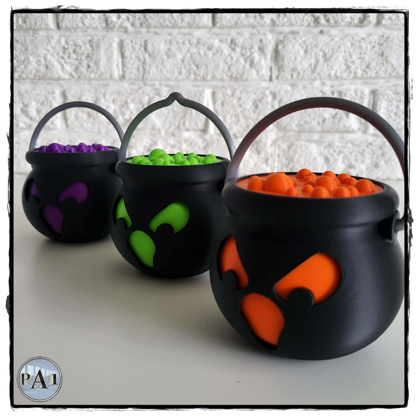 Halloween LED Cauldron Tea Light Holders – Bubbling Potion