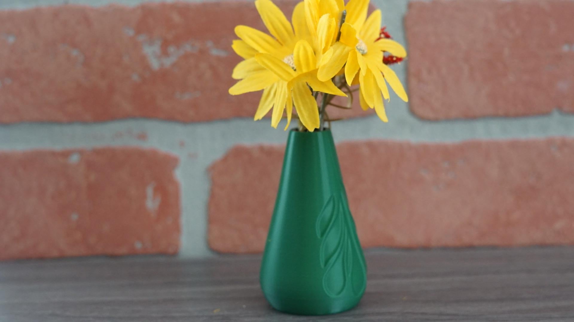 Vase Leaf Shaped Nature Inspired Home Decor-Printastic Treasures