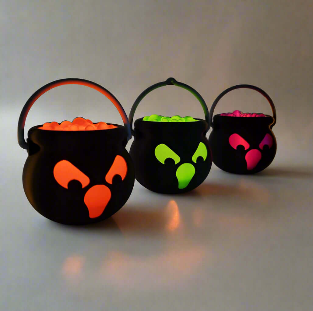 Halloween LED Cauldron Tea Light Holders – Bubbling Potion