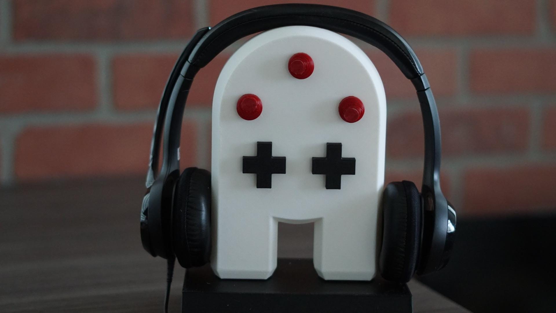 Retro Ghost Shape Headphone Stand - 3D Printed Gaming Mount-Printastic Treasures